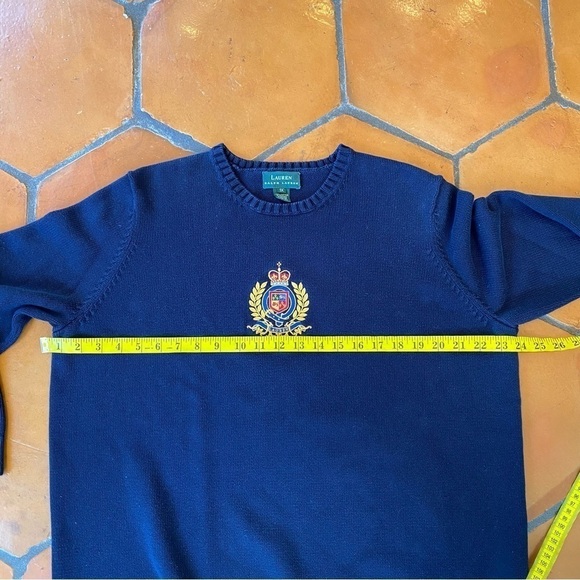 Vintage Ralph Lauren Women’s Navy Sweater Large Embroidered Crest Logo sz 1X - Picture 6 of 6
